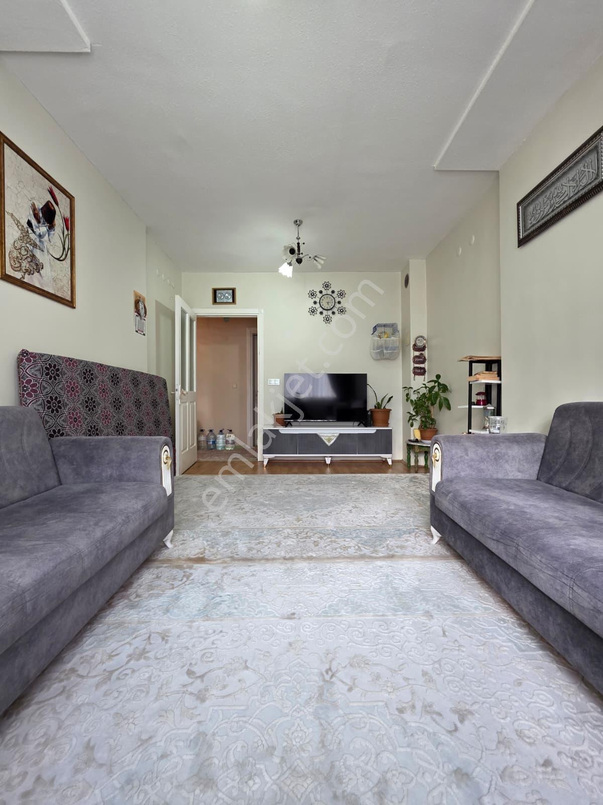 Yüksel Şahin'den Beyhekim Toki'de Ara Kat Asansörlü 2+1 Daire — fotoğraf 7