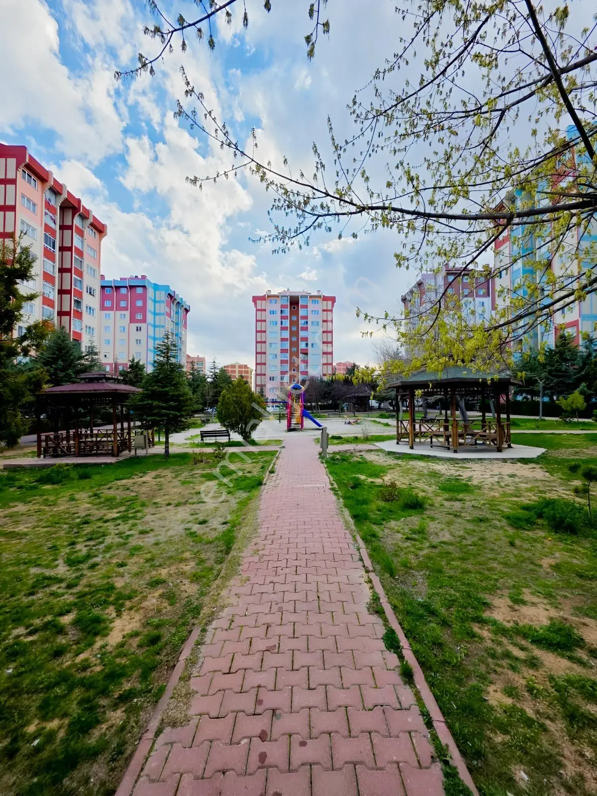 Yüksel Şahin'den Beyhekim Toki'de Ara Kat Asansörlü 2+1 Daire — fotoğraf 45
