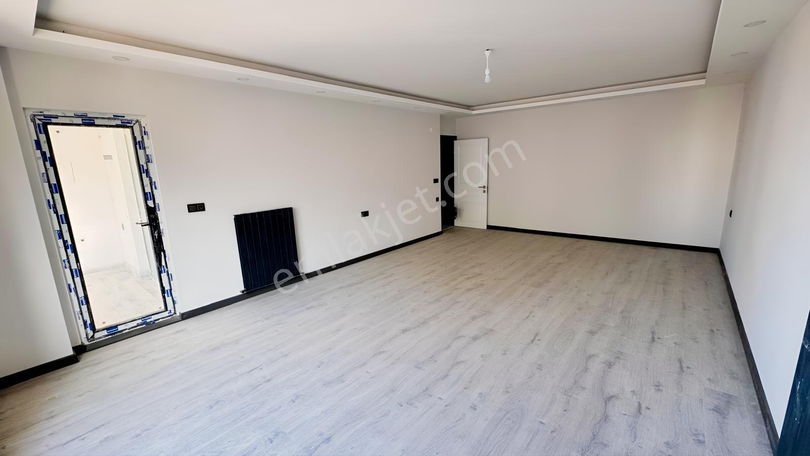 Vıp Gym.den Alaçam Yenicami Mah.de 130m2, 3+1 Satılık Daire 1 — fotoğraf 4