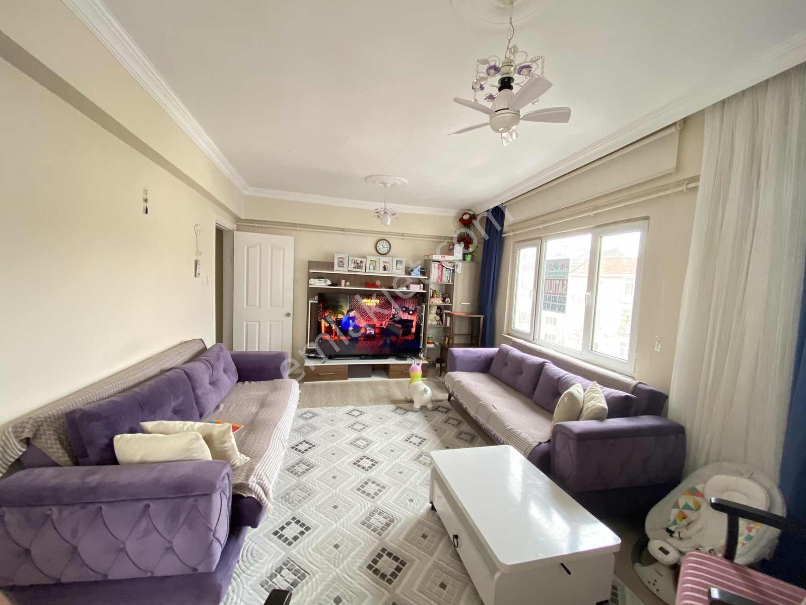 Reşadiye Mahallesinde Asansörlü 3+1 Satılık Daire — fotoğraf 3
