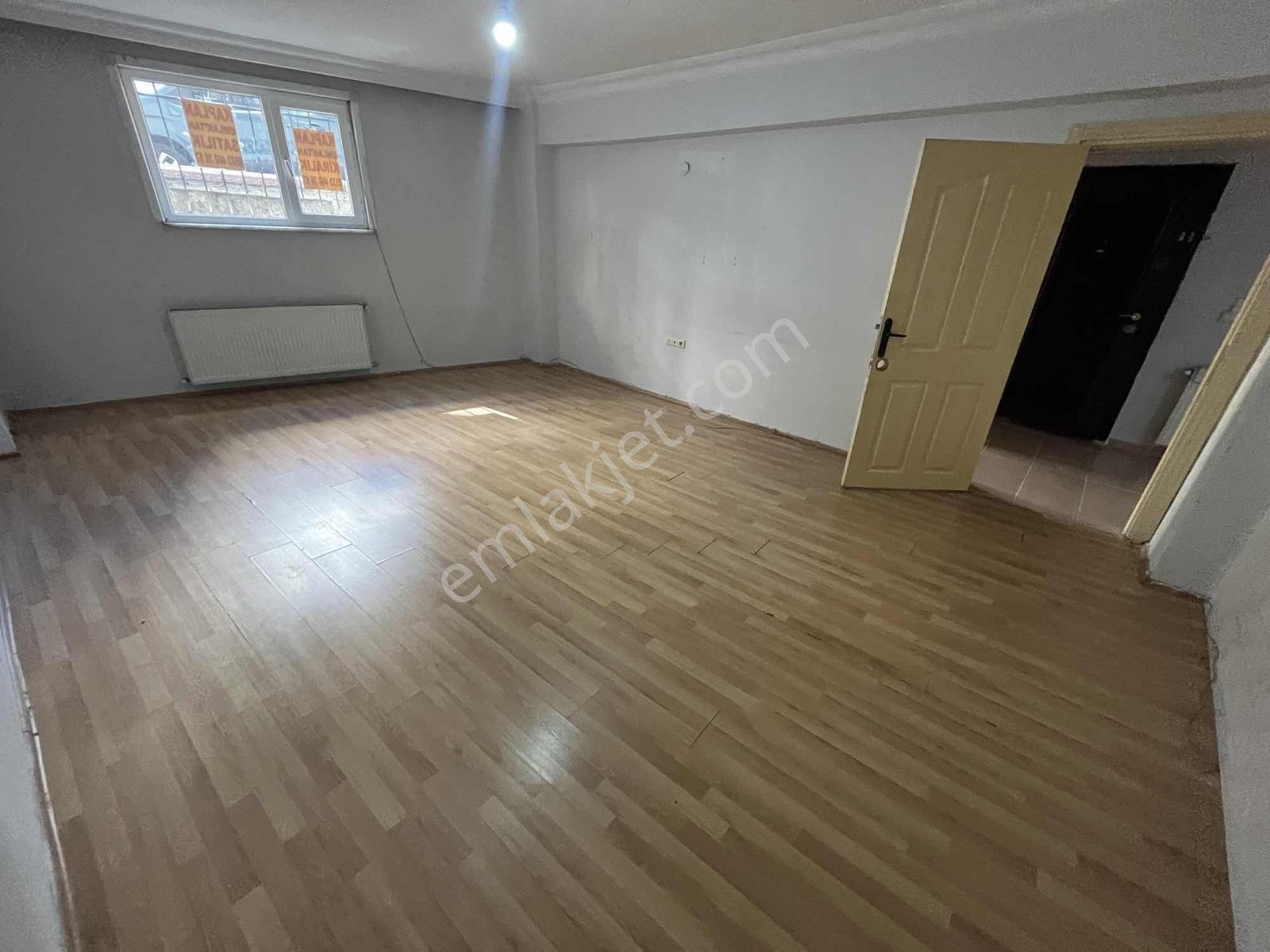 Türkmen Emlak'Tan Satılık 2+1 Masrafsız Giriş Altı Daire