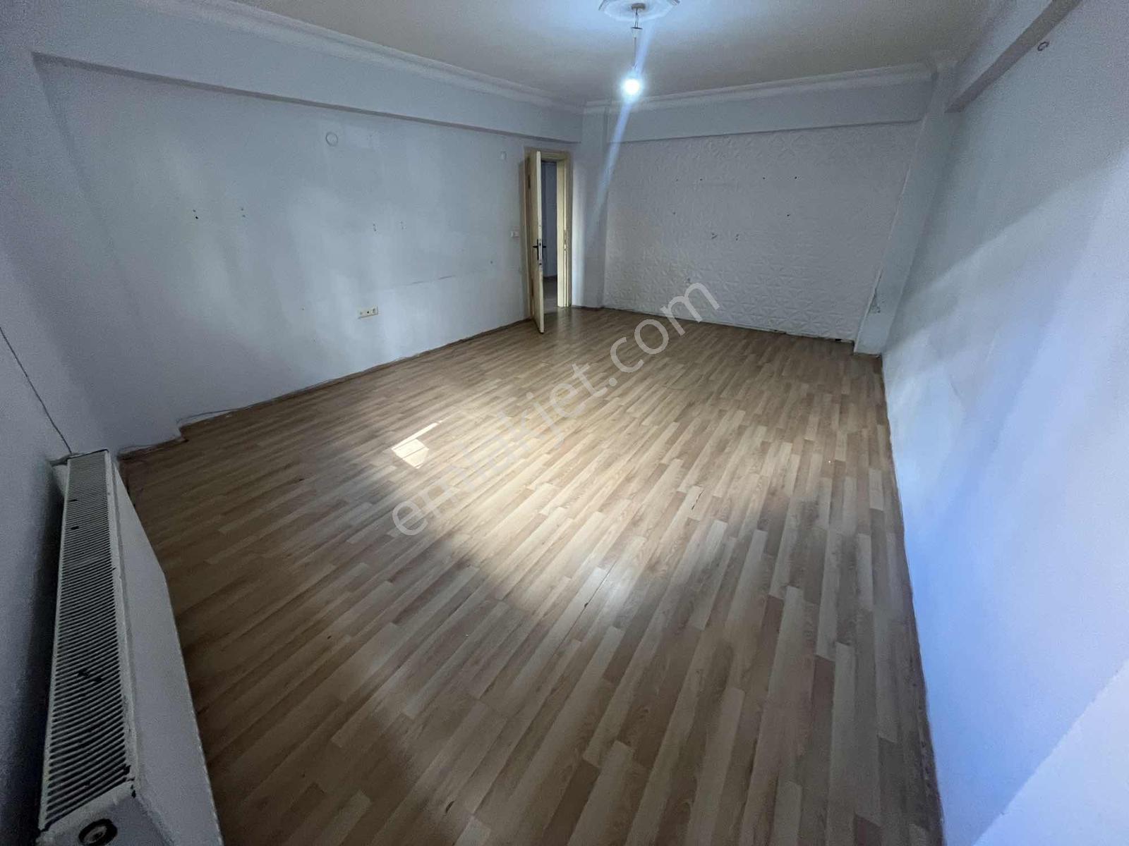 Türkmen Emlak'tan Satılık 2+1 Masrafsız Giriş Altı Daire — fotoğraf 5