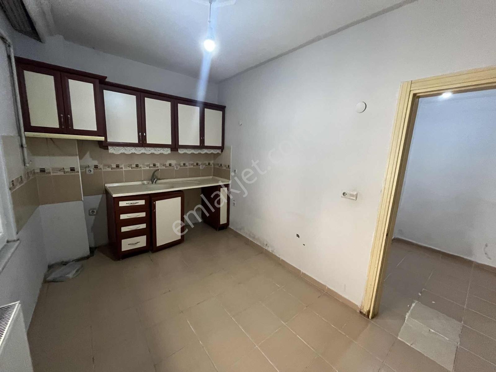 Türkmen Emlak'tan Satılık 2+1 Masrafsız Giriş Altı Daire — fotoğraf 7