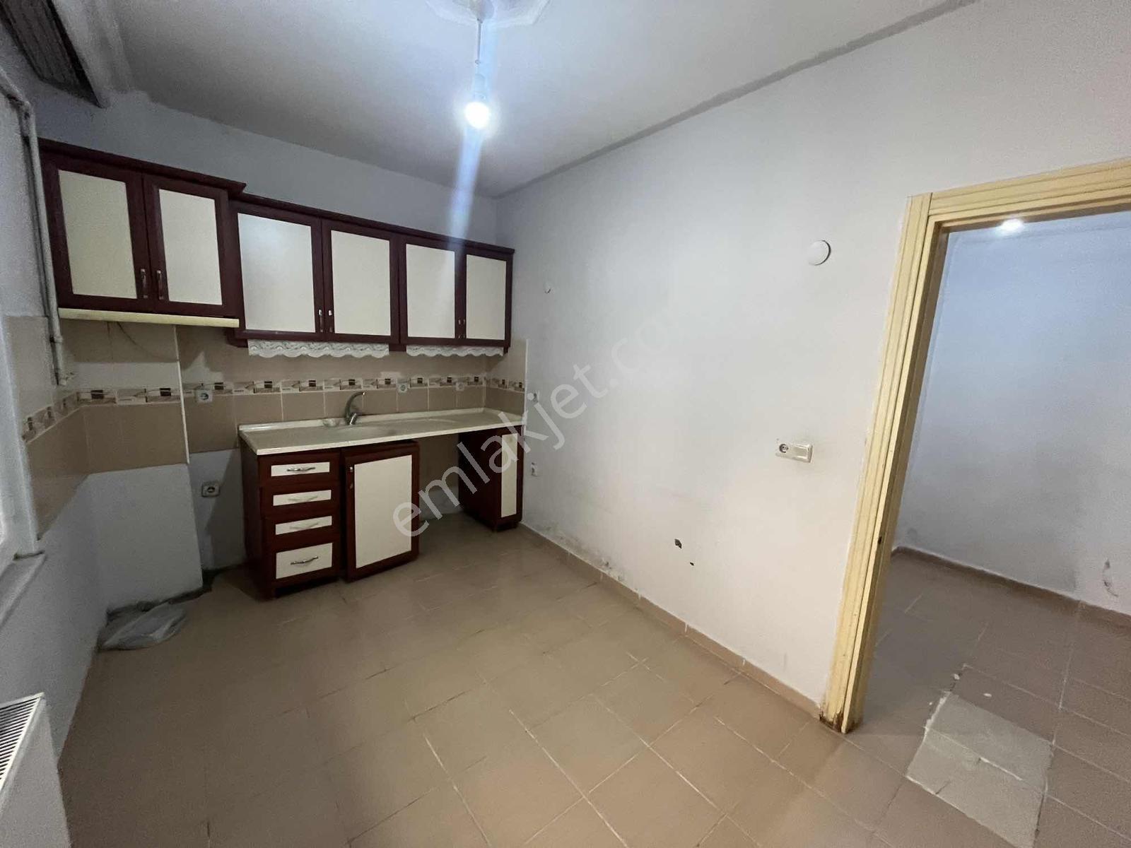 Türkmen Emlak'tan Satılık 2+1 Masrafsız Giriş Altı Daire — fotoğraf 8