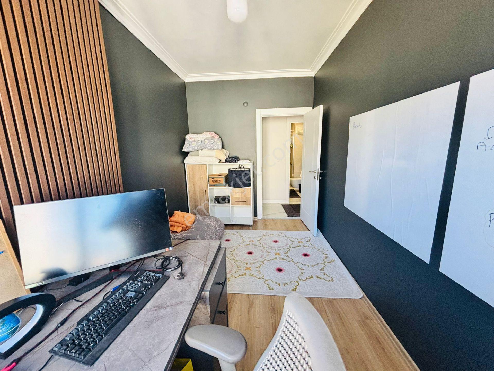 Mertcan'dan Yakacık Yeni Mah. Site İçi İskanlı Balkonlu 2+1 — fotoğraf 24