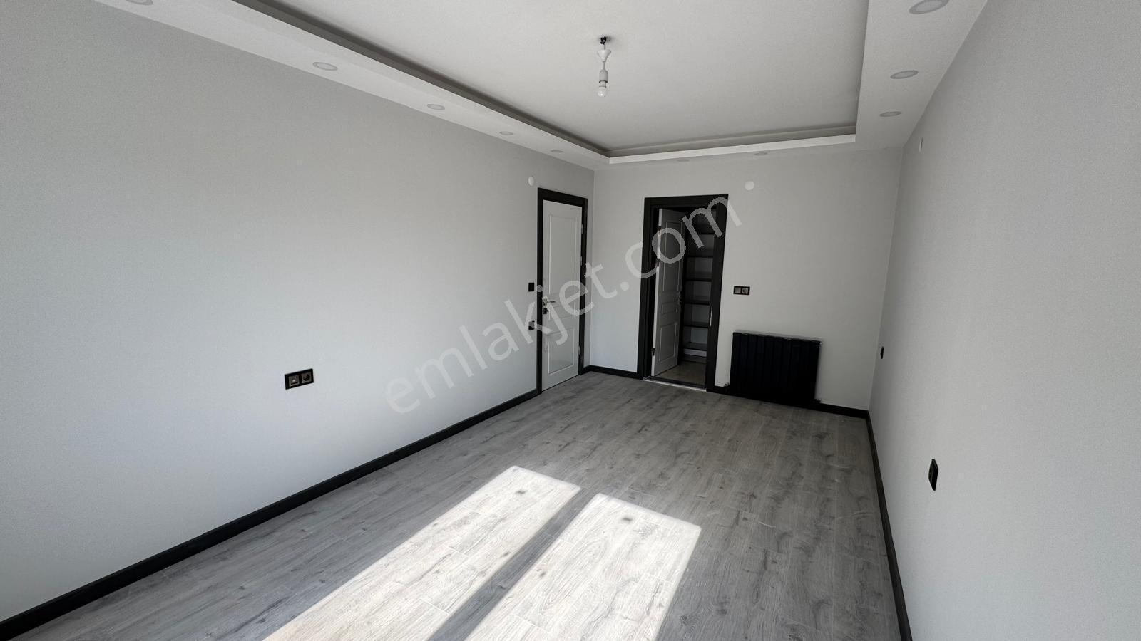 Vıp Gym.den Alaçam Yenicami Mah.de 130m2, 3+1 Satılık Daire 4 — fotoğraf 12