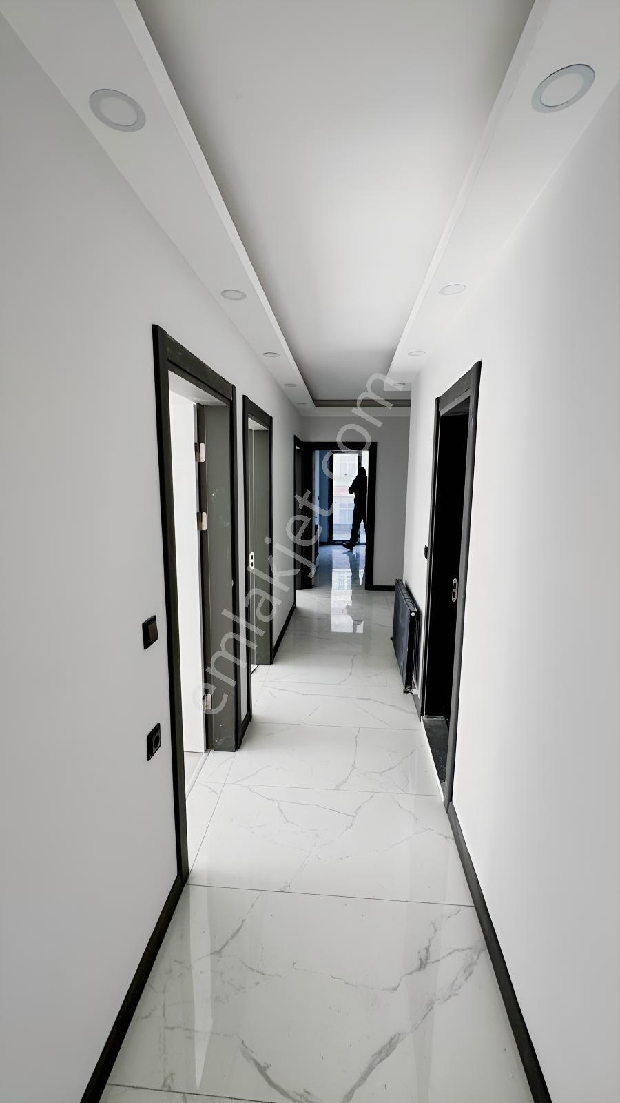 Vıp Gym.den Alaçam Yenicami Mah.de 130m2, 3+1 Satılık Daire 4 — fotoğraf 18