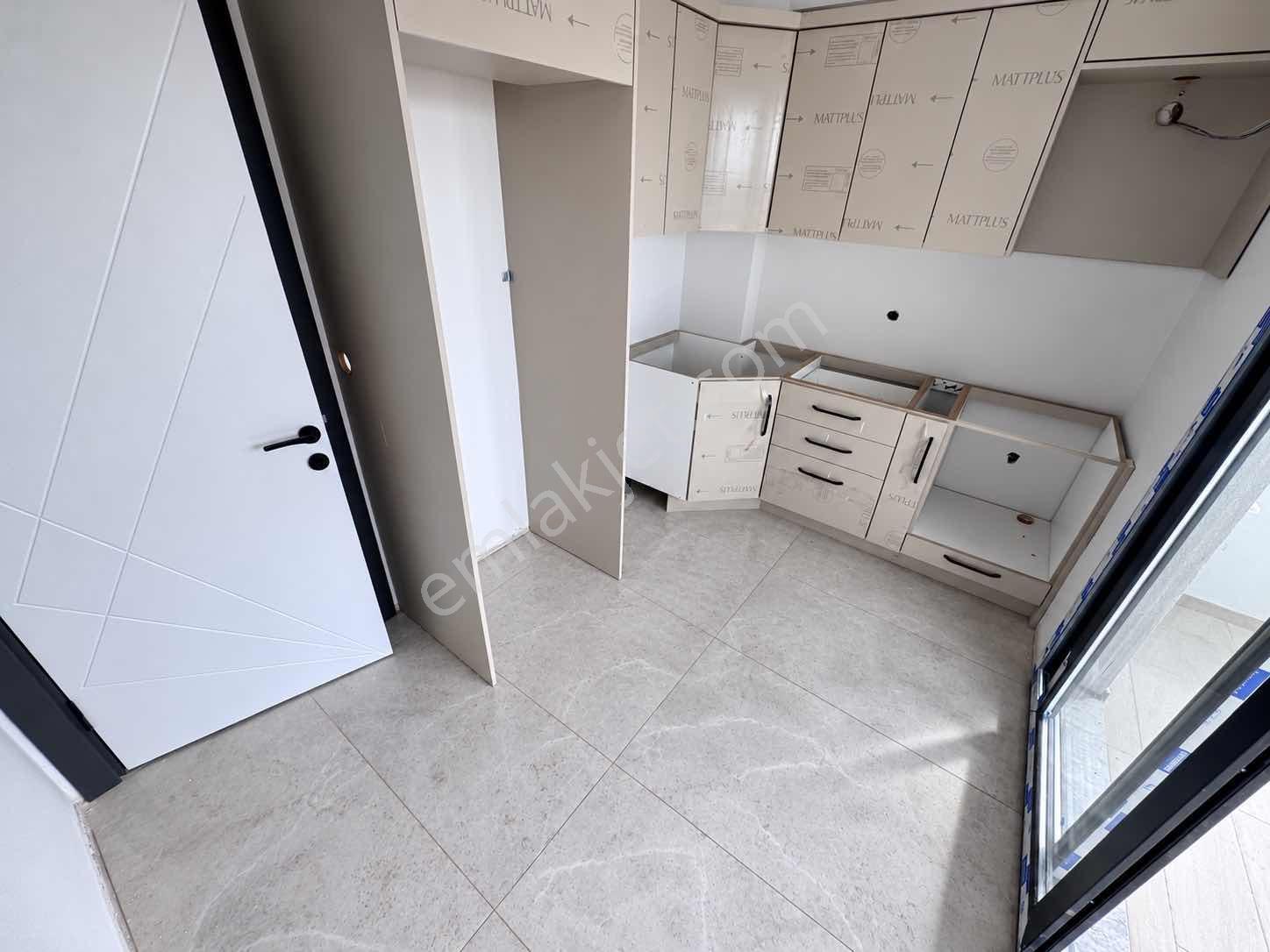 Çankaya'dan Bademalanında 1+1 Geniş Balkon Kapalı Mutfak Daire — fotoğraf 14