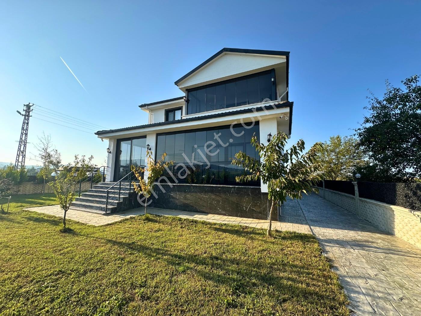 Samsun 19 Mayıs Dereköyde Satılık 4+1 Villa — fotoğraf 3