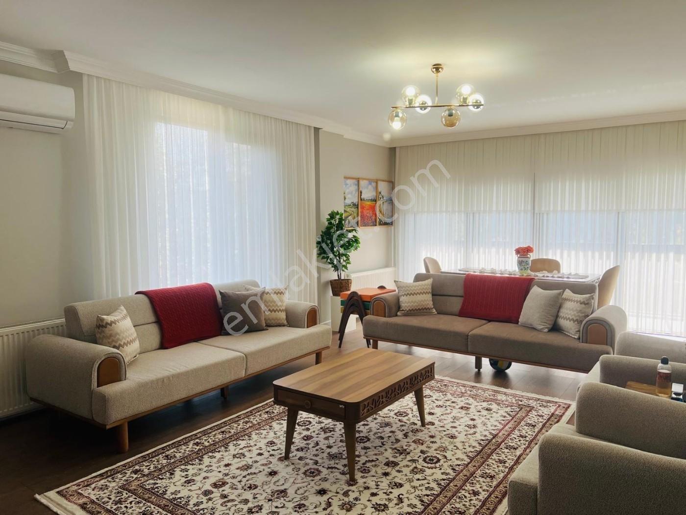 Samsun 19 Mayıs Dereköyde Satılık 4+1 Villa — fotoğraf 11