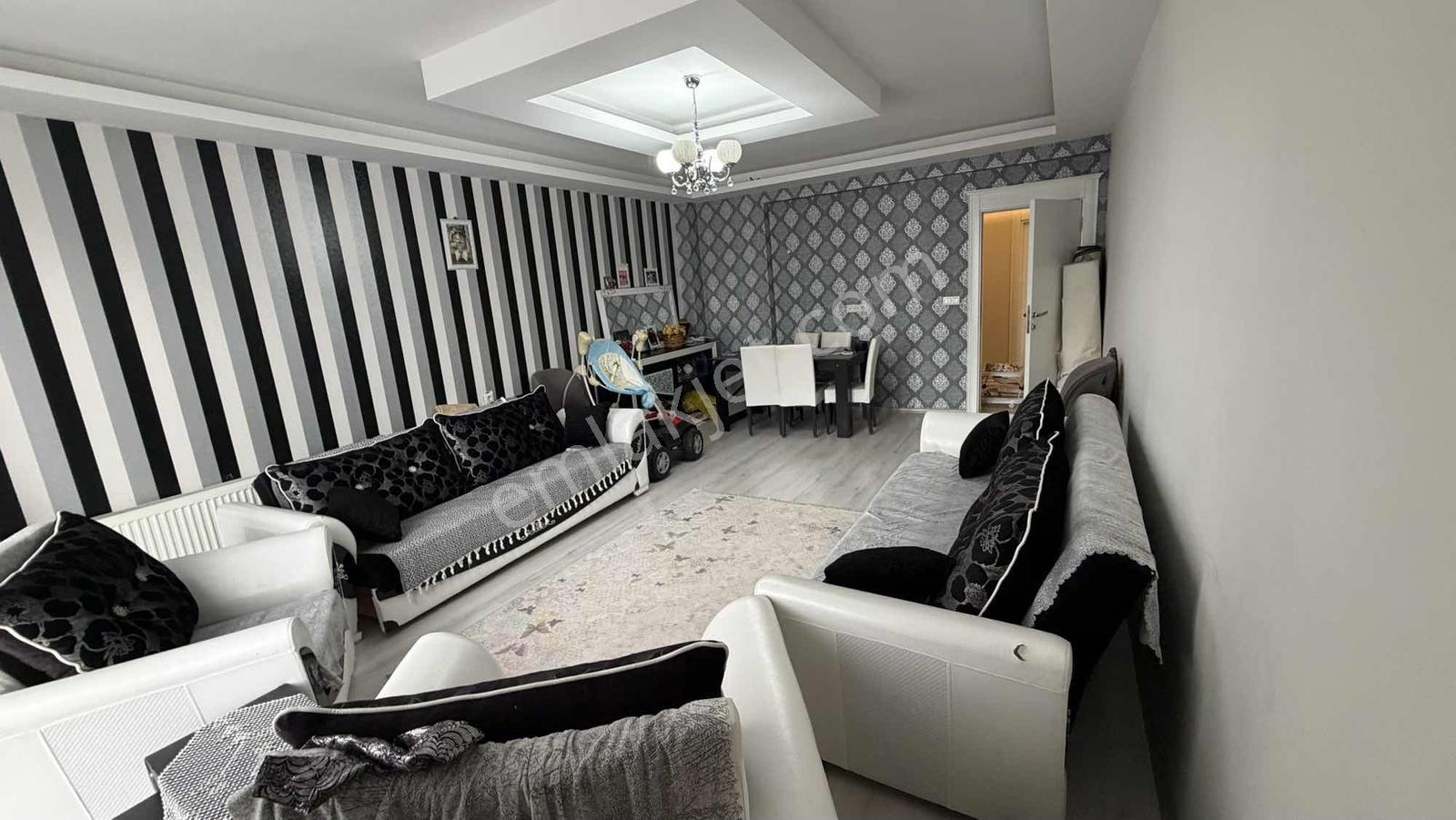 Emin Emlak Bor Fatih Mah Site İçi 4+1 190 M2 Full Yapılı Daire — fotoğraf 2