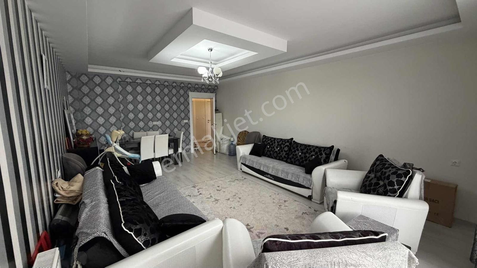 Emin Emlak Bor Fatih Mah Site İçi 4+1 190 M2 Full Yapılı Daire — fotoğraf 3