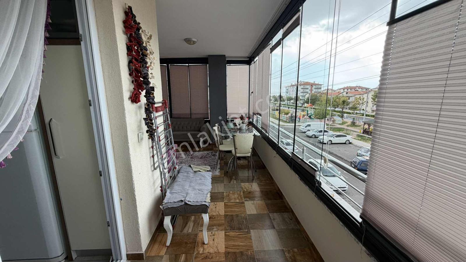 Emin Emlak Bor Fatih Mah Site İçi 4+1 190 M2 Full Yapılı Daire — fotoğraf 11