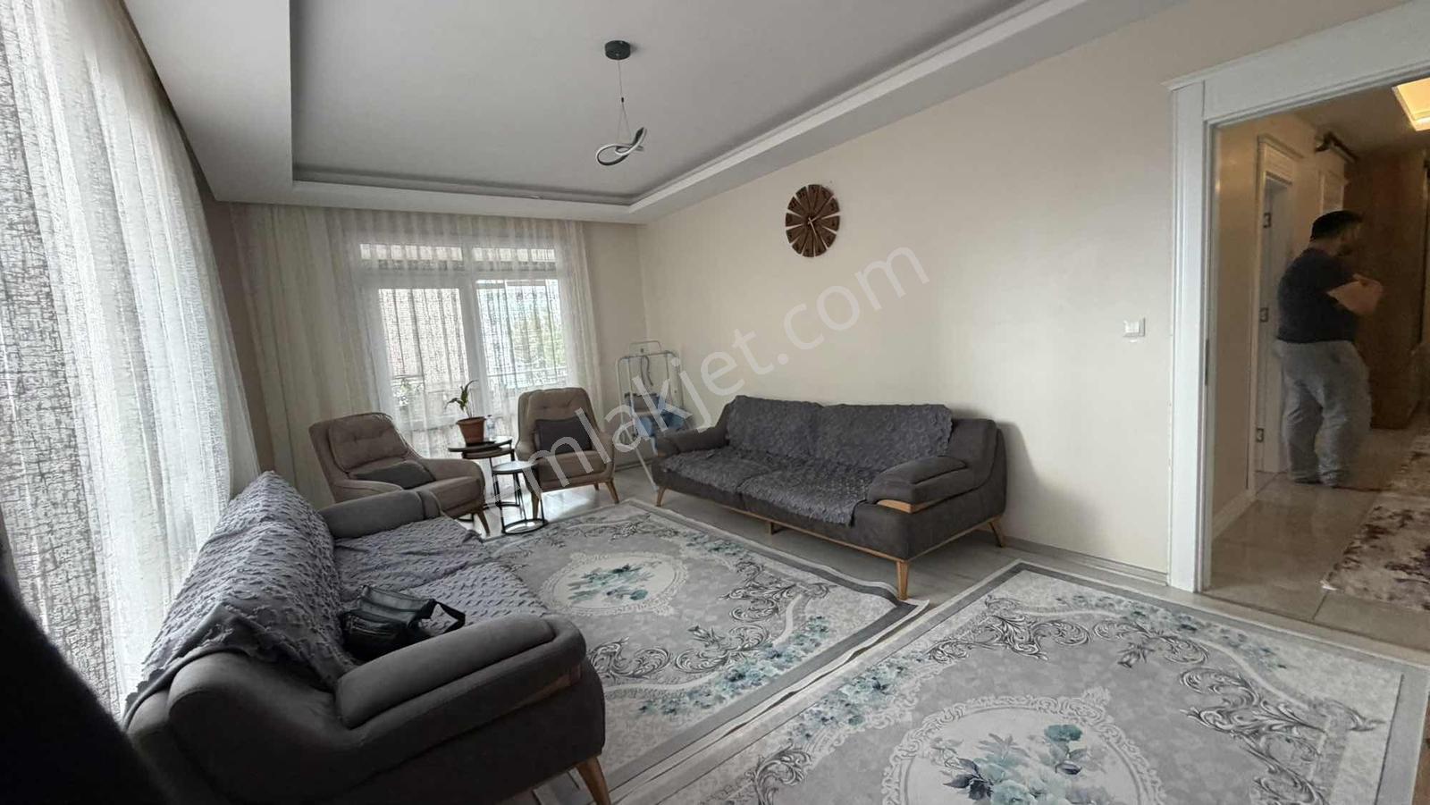Emin Emlak Bor Fatih Mah Site İçi 4+1 190 M2 Full Yapılı Daire — fotoğraf 20