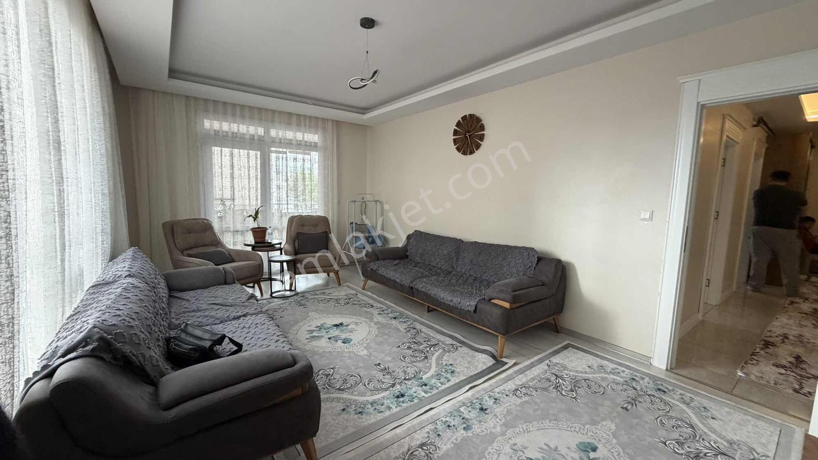 Emin Emlak Bor Fatih Mah Site İçi 4+1 190 M2 Full Yapılı Daire — fotoğraf 21