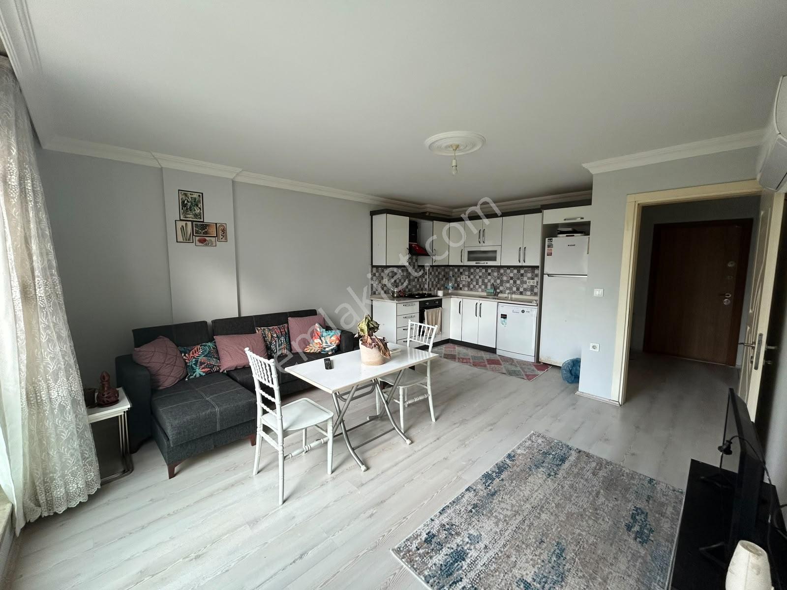 Dalaman Merkezde Eşyalı Satılık 1+1 Daire — fotoğraf 4