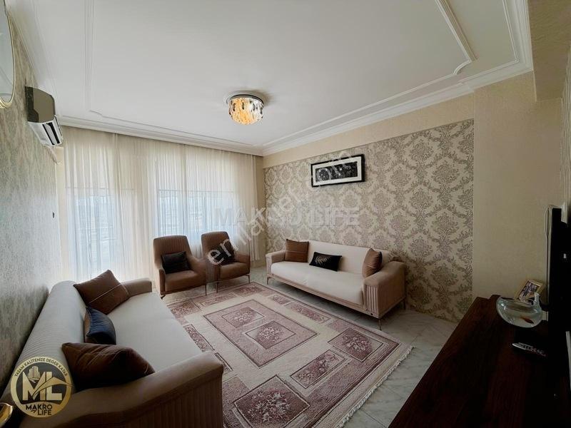 Yeniyolda 3+1 Orta Kat Satılık Daire — fotoğraf 2