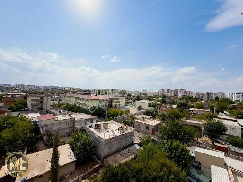 Yeniyolda 3+1 Orta Kat Satılık Daire — fotoğraf 4