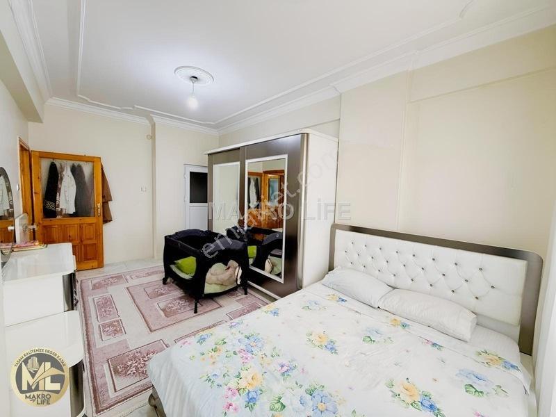 Yeniyolda 3+1 Orta Kat Satılık Daire — fotoğraf 10