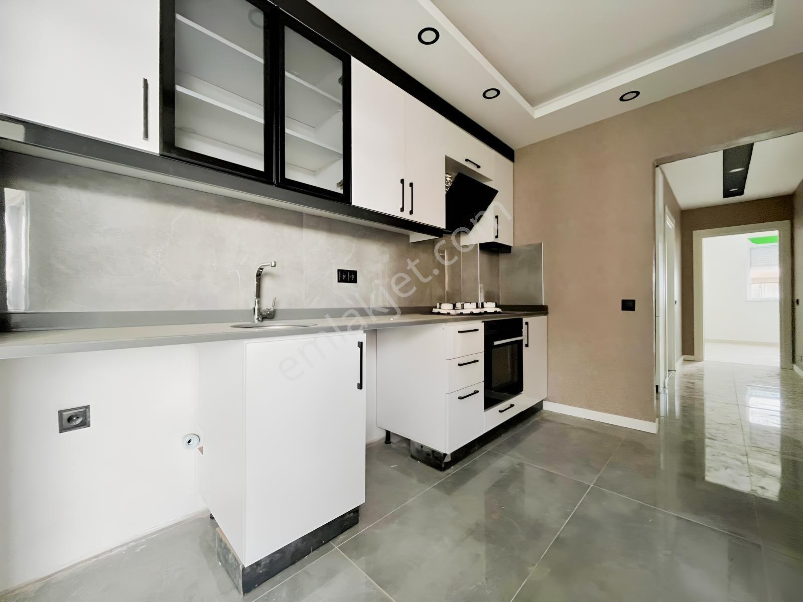 3+1 140m2 Ultra Lüks Ara Katta Asansörlü Daire! — fotoğraf 2