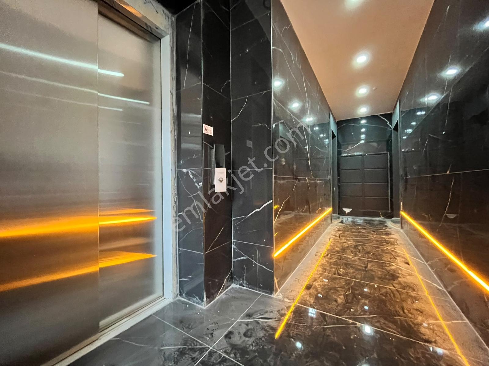 3+1 140m2 Ultra Lüks Ara Katta Asansörlü Daire! — fotoğraf 7