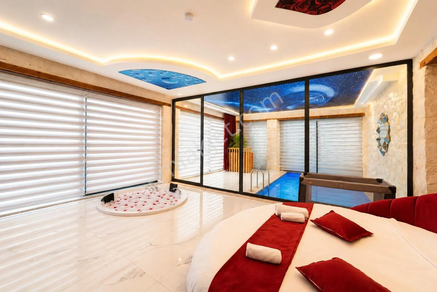 Kaş Sarıbelen'de Satılık Bir Villa Fiyatına İki Villa — fotoğraf 5