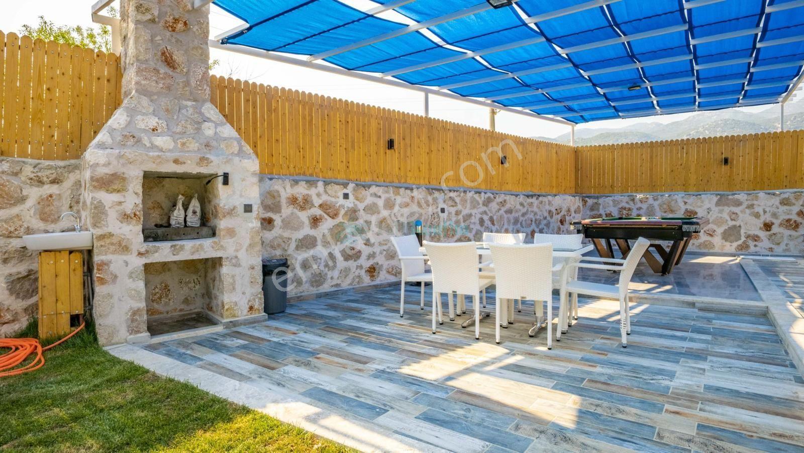 Kaş Sarıbelen'de Satılık Bir Villa Fiyatına İki Villa — fotoğraf 25