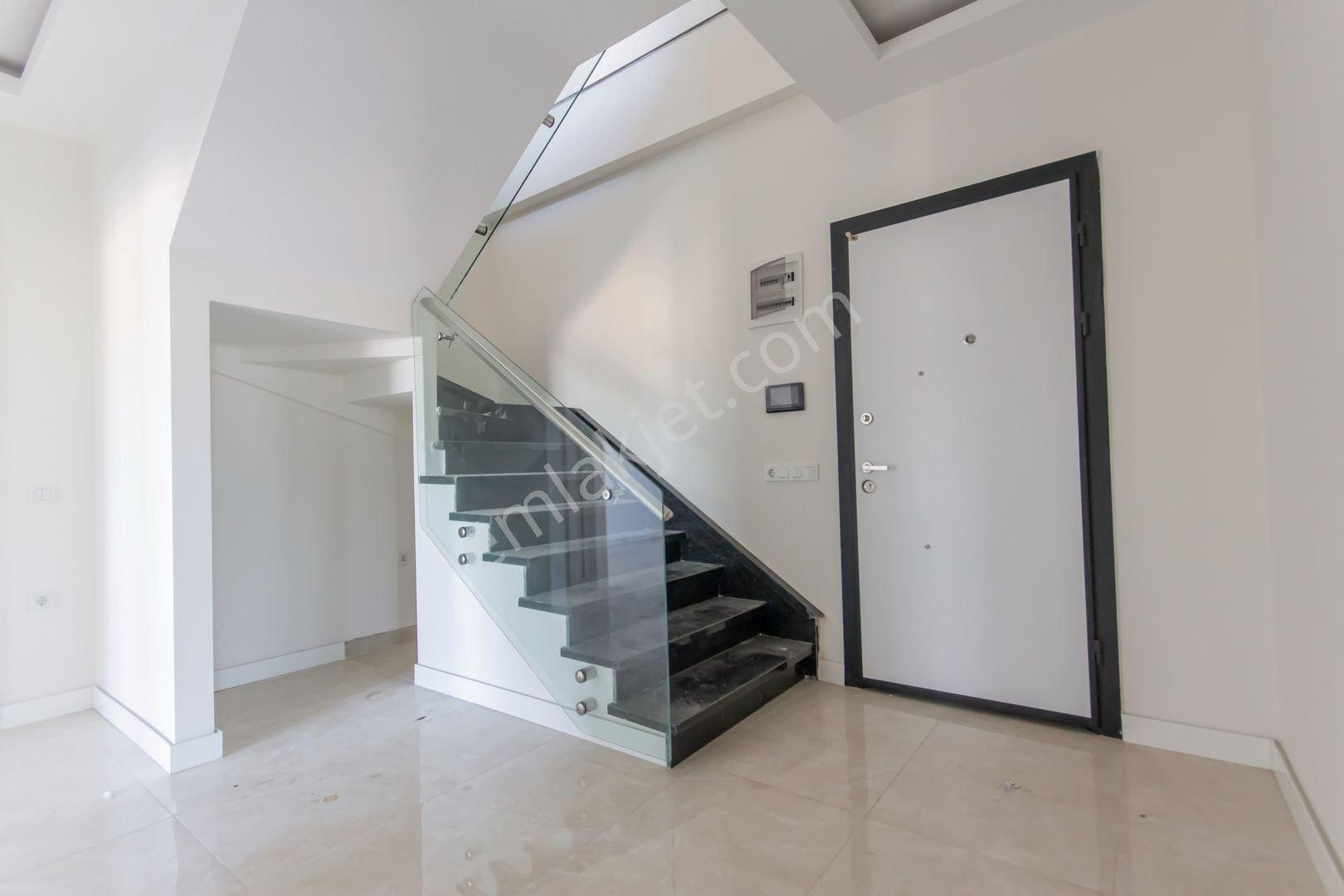 Alanya Mahmutlar'da Ultra Lüx Kompleks 4+1 Penthouse Ful Deniz Manzaralı — fotoğraf 22