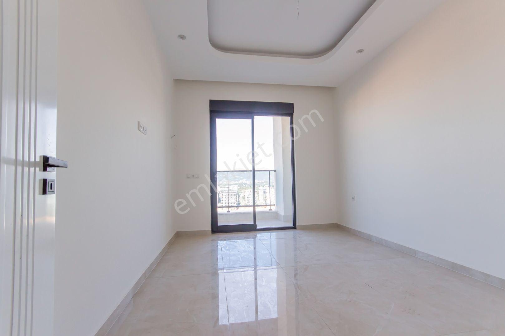 Alanya Mahmutlar'da Ultra Lüx Kompleks 4+1 Penthouse Ful Deniz Manzaralı — fotoğraf 29