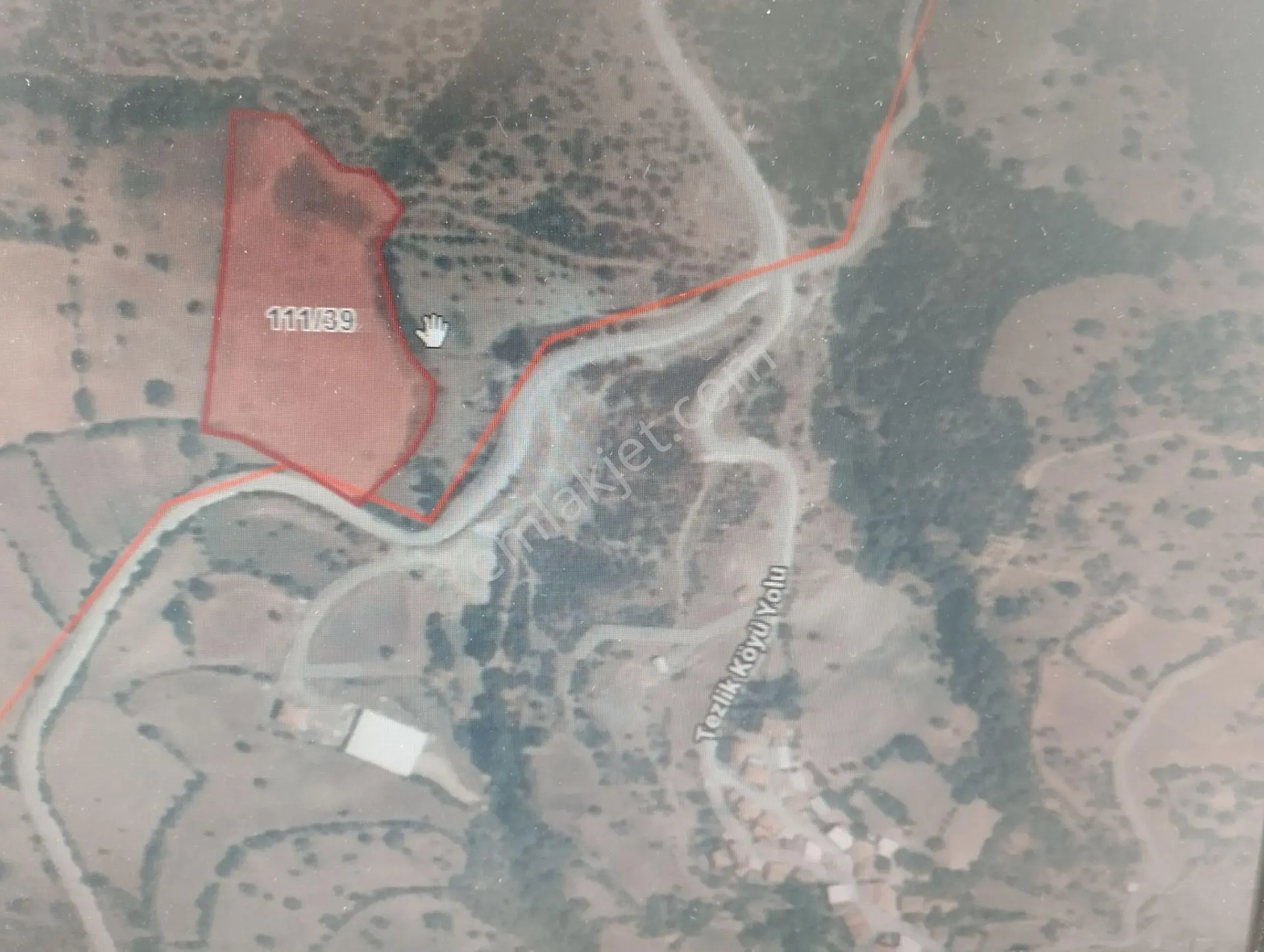 Dursunbey-kuzköy'de Yol Üstü Satılık 12,5 Dönüm Tarla — fotoğraf 5