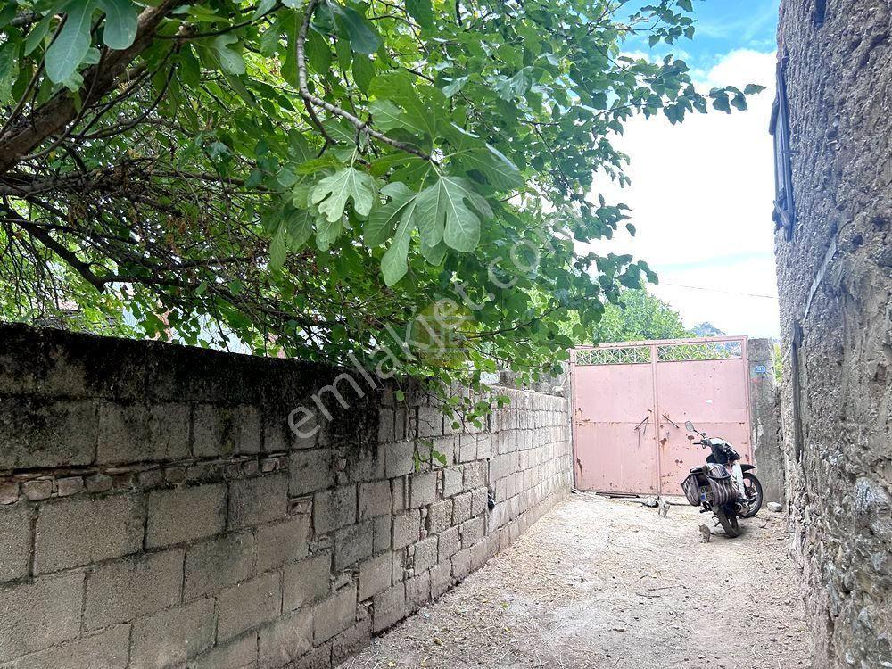 Hb'den Satılık Kargir Ev, Musluca Mh.'de 482m² Yolu Açık Arsa — fotoğraf 8