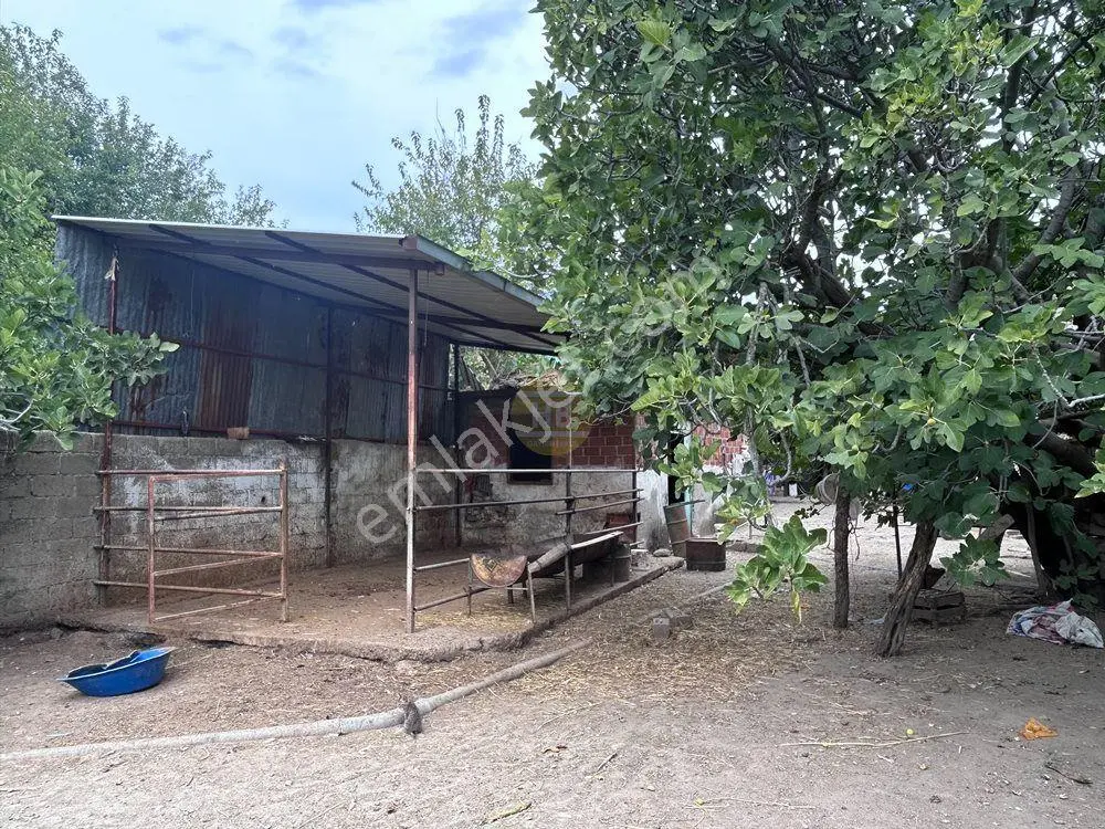 Hb'den Satılık Kargir Ev, Musluca Mh.'de 482m² Yolu Açık Arsa — fotoğraf 11
