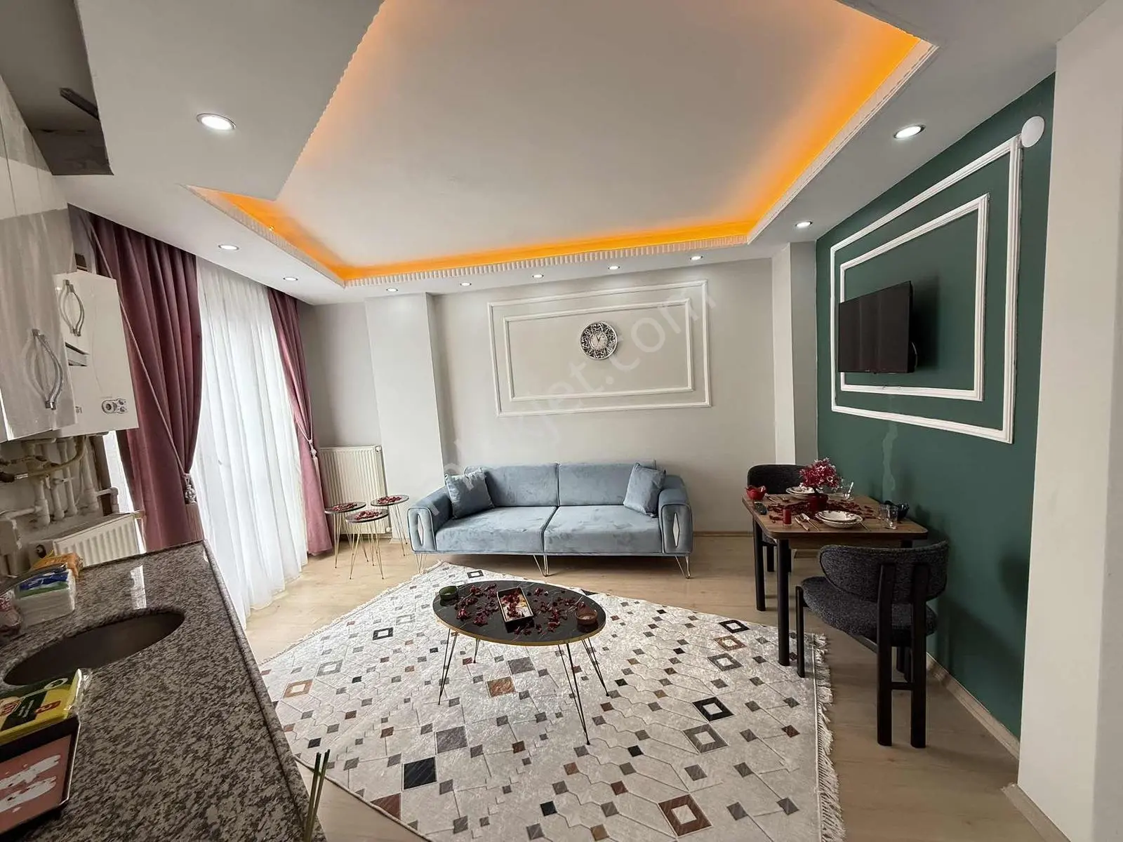 Cadde Arkası 1.kat Full Eşyalı Ferah 32 Bin Kira 1+1 İskanlı !!! — fotoğraf 5
