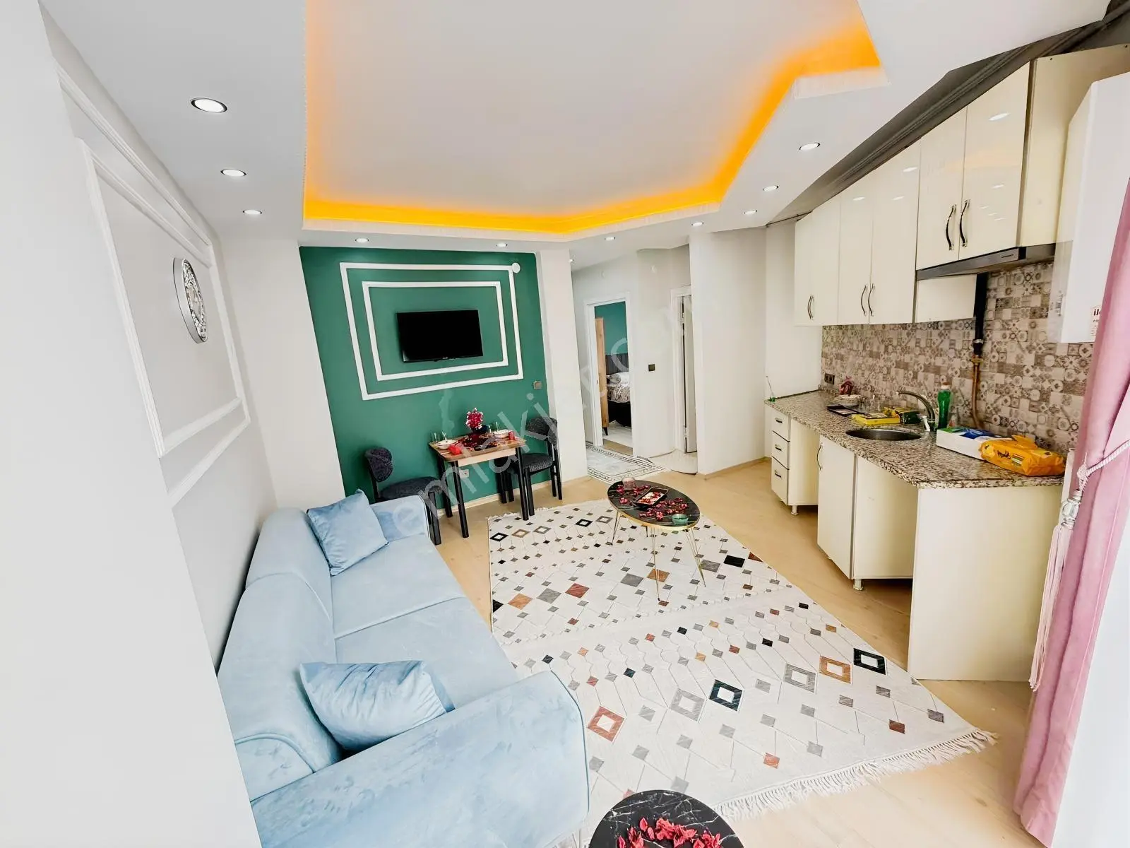 Cadde Arkası 1.kat Full Eşyalı Ferah 32 Bin Kira 1+1 İskanlı !!! — fotoğraf 7