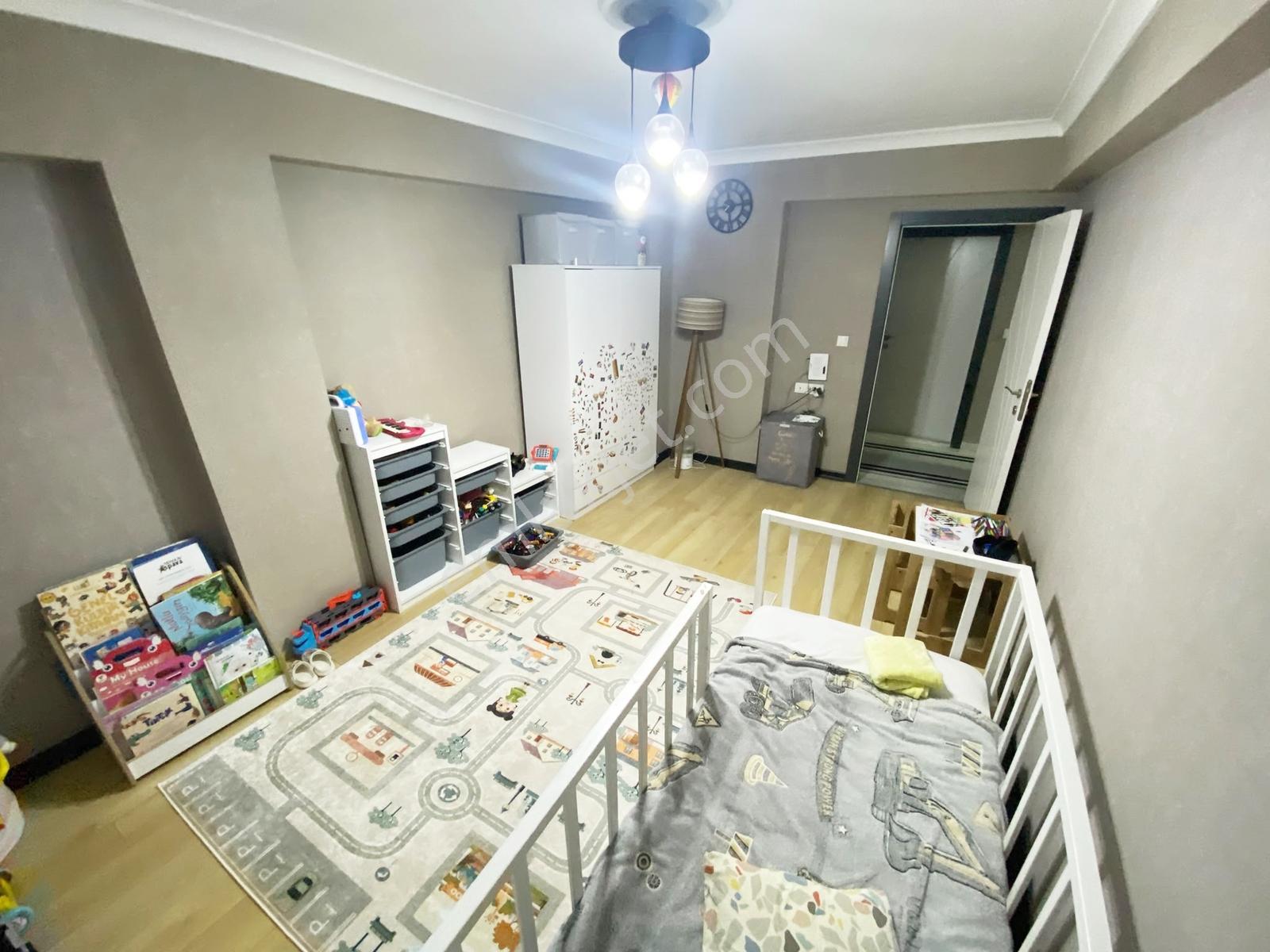 Turan'dan Selim Caddesinde Asansörlü Arakat İskanlı 3+1 Daire — fotoğraf 12