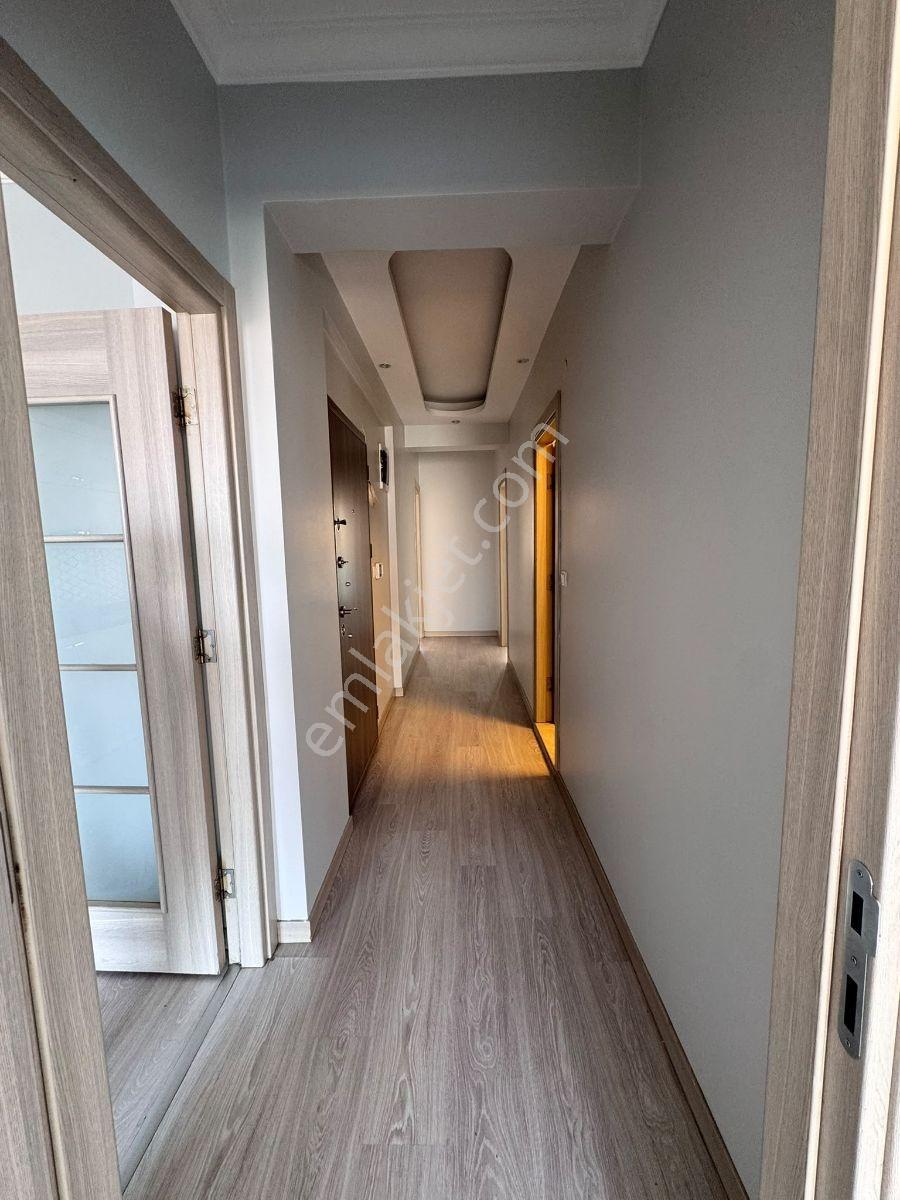 Bayraklı Gazi Mah.otoparklı Bakımlı 2+1 Daire — fotoğraf 9