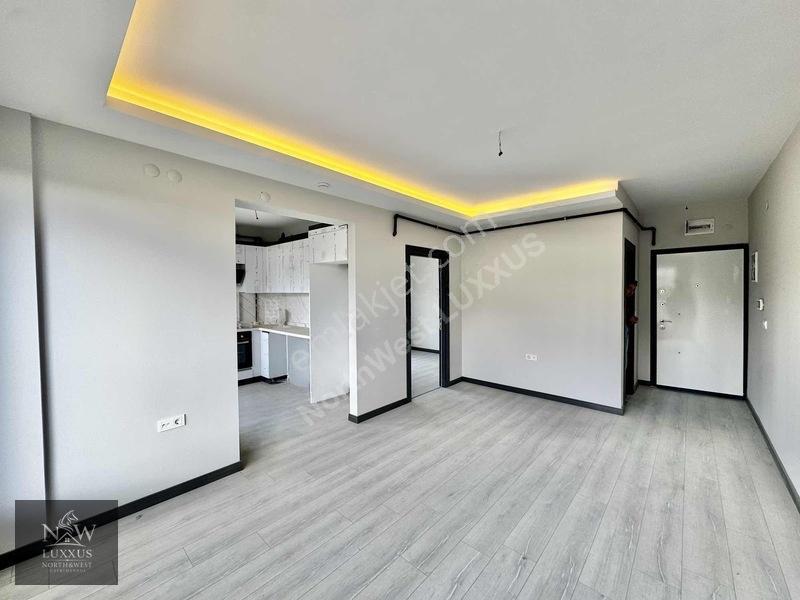 Taşpınar Merkez'de Geniş M2'li Satılık Lüks 1+1 Daire — fotoğraf 8