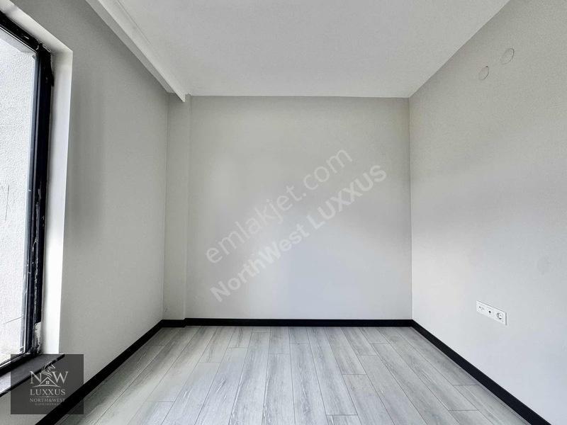 Taşpınar Merkez'de Geniş M2'li Satılık Lüks 1+1 Daire — fotoğraf 22