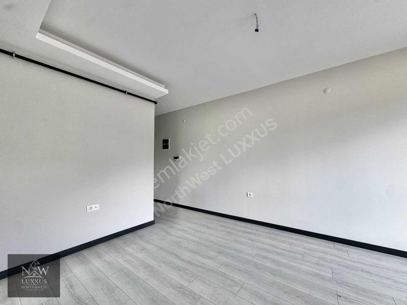 Taşpınar Merkez'de Geniş M2'li Satılık Lüks 1+1 Daire — fotoğraf 32
