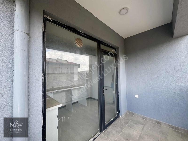Taşpınar Merkez'de Geniş M2'li Satılık Lüks 1+1 Daire — fotoğraf 35