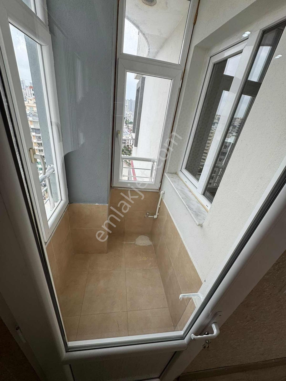 İz'den Türkmenbaşı Bulvarı Üzeri De 3+1 Kapalı Mutfak Daire — fotoğraf 9