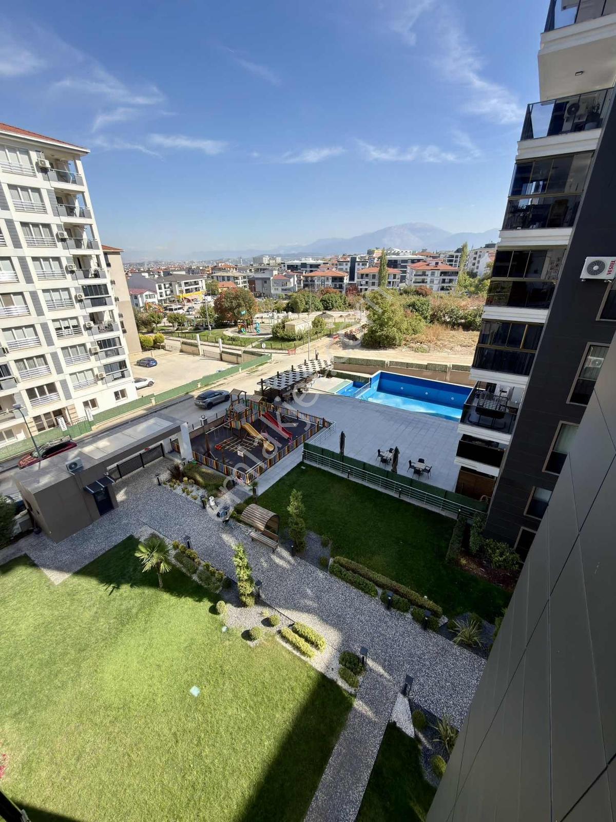 Max Prıme | Şemikler'de 3+1 / 140 M² Havuzlu Sitede Arakat Daire — fotoğraf 16