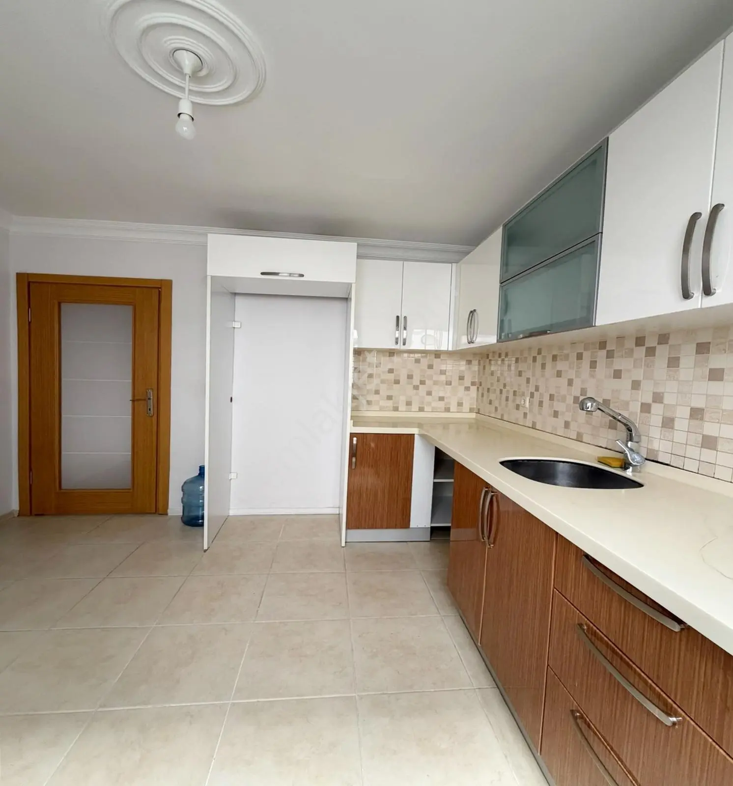 Kod 5461 İnönü Mah. Ful Kredili Metroya Yürüme Mesafesinde 2+1 — fotoğraf 6