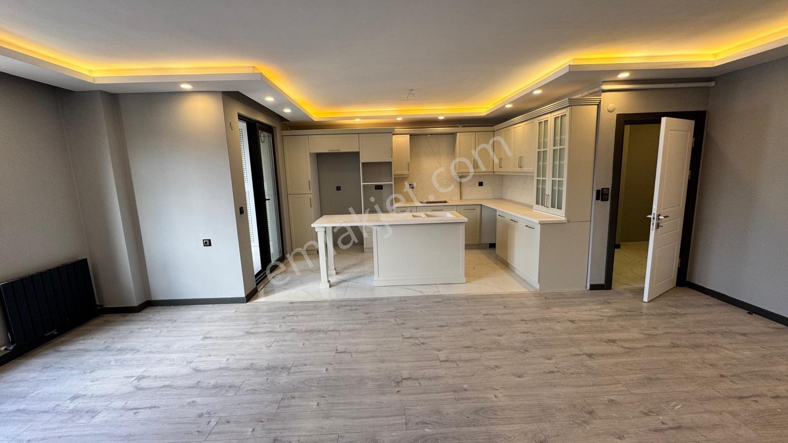 Vıp Gym.Den Alaçam Yencami Mah.De 150M2,3+1 Lüks Satılık Daire12