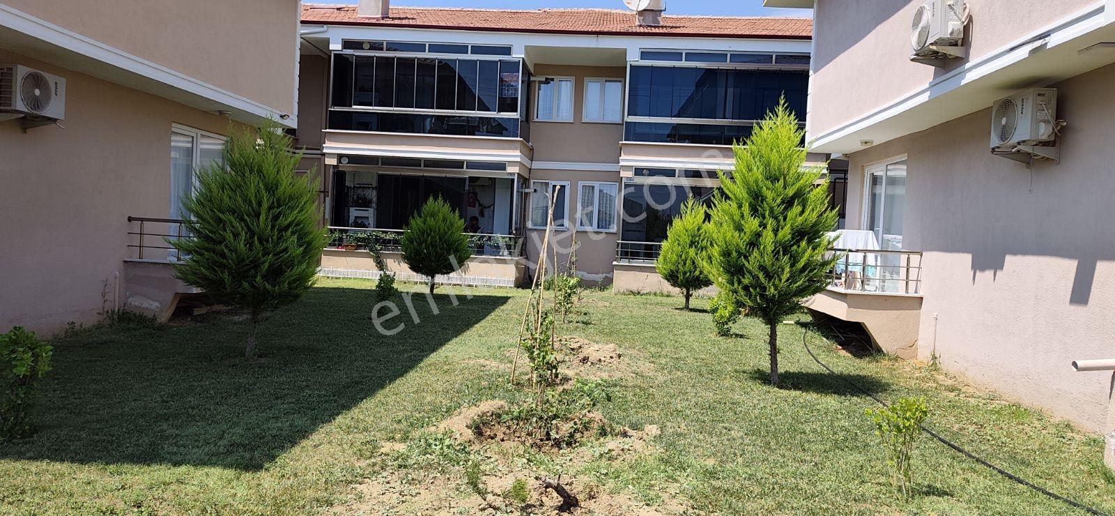 Parlar Emlaktan Satılık Daire Cumhuriyet Mahallesinde 2+1 80m² — fotoğraf 2