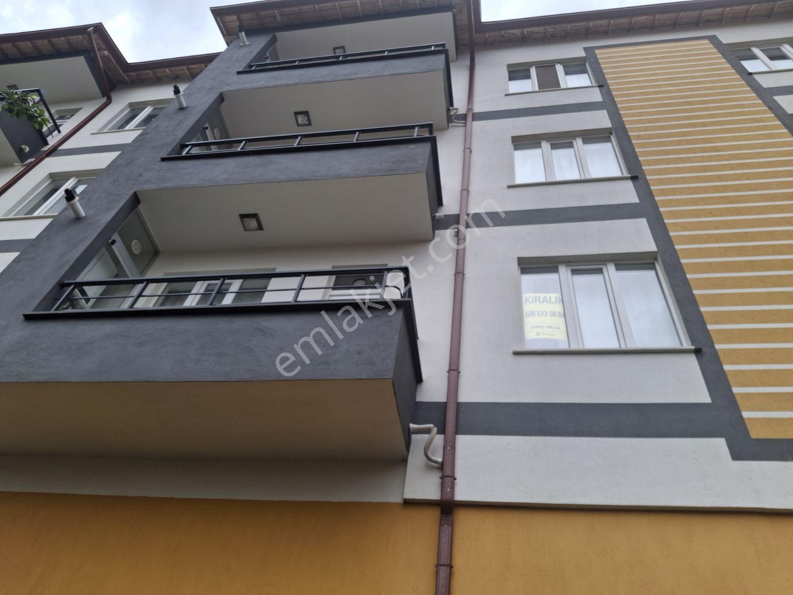 Eşyalı 1+1 Hastane Bölgesinde Satılık Daire — fotoğraf 3