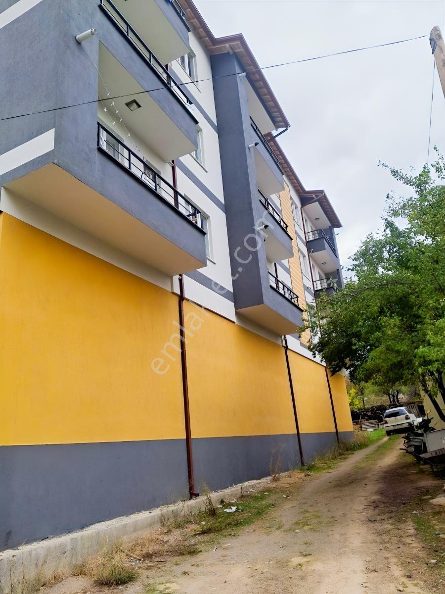 Eşyalı 1+1 Hastane Bölgesinde Satılık Daire — fotoğraf 4