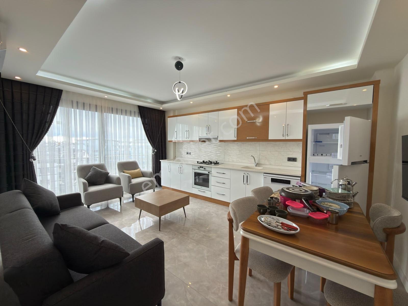 Didim Efeler'de Havuzlu Sitede 2+1 Eşyalı Asansörlü Daire — fotoğraf 12