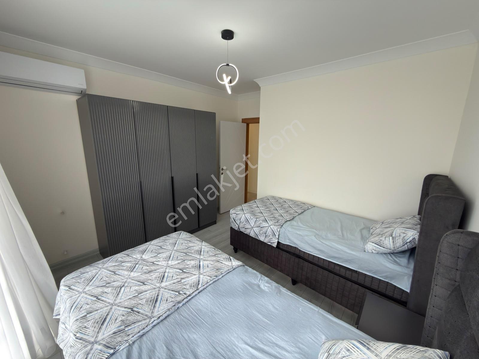 Didim Efeler'de Havuzlu Sitede 2+1 Eşyalı Asansörlü Daire — fotoğraf 14