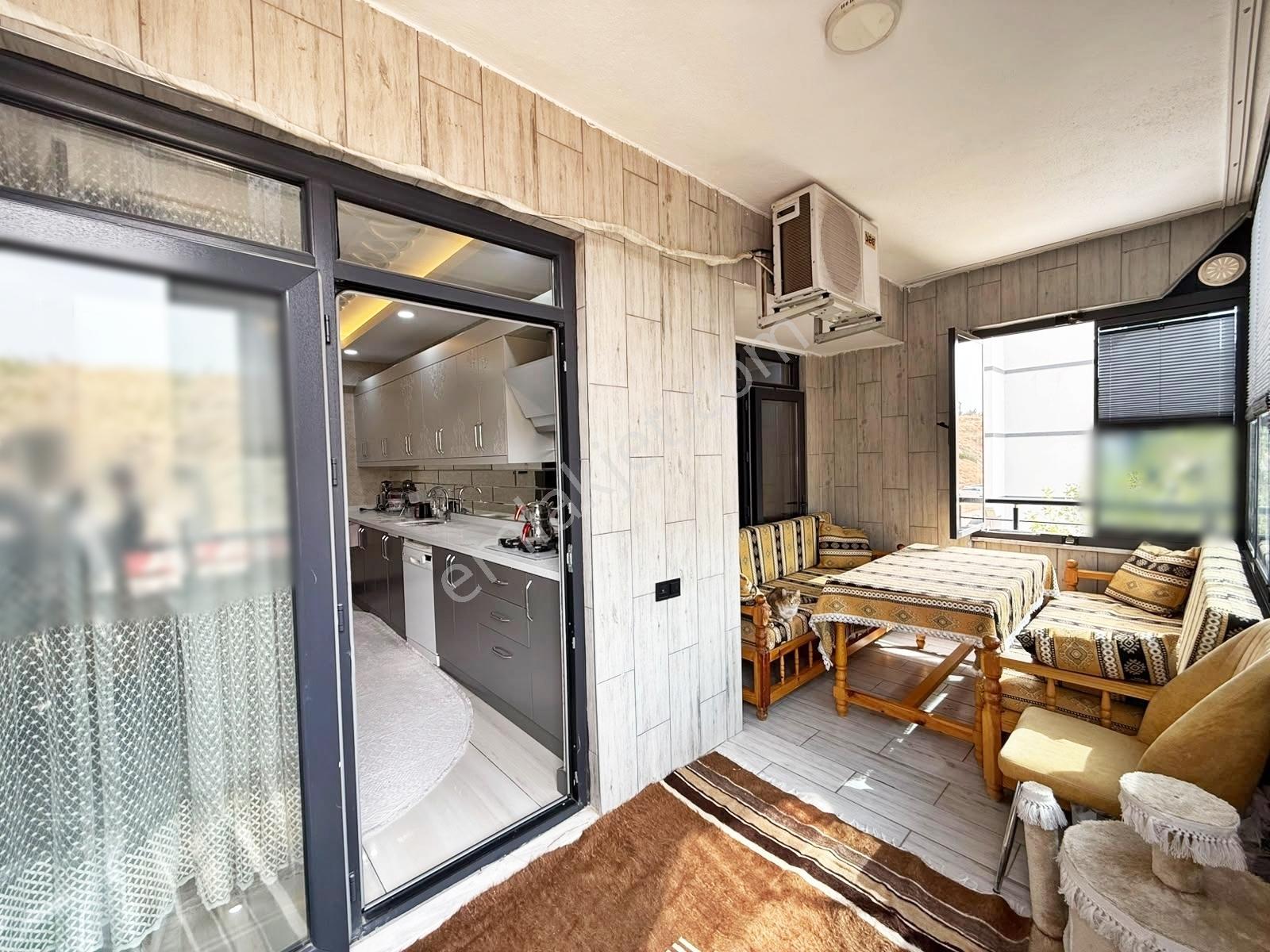 Fıstıklık'ta Merkez Konumda Yer.ısıtma Bakımlı Cam Balkon Lüx3+1 — fotoğraf 8